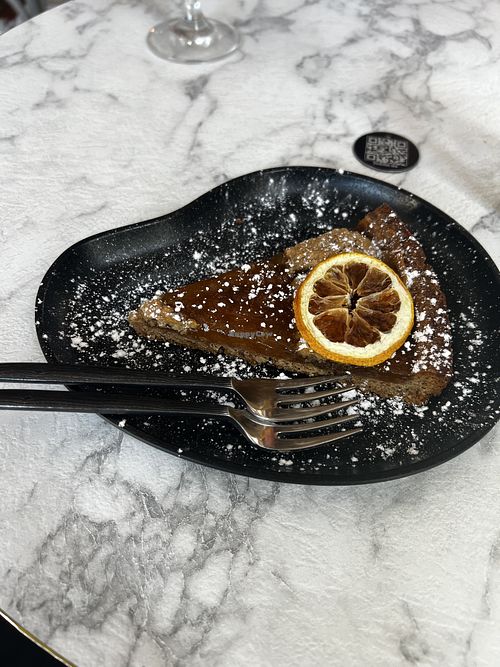 Lemon and Ginger Cakee  at Bubita Bar in Barcelona