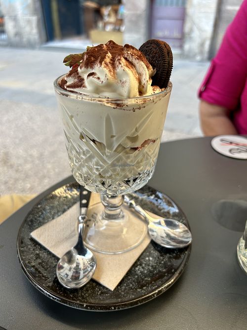 Strawberries and cream   at Bubita Bar in Barcelona