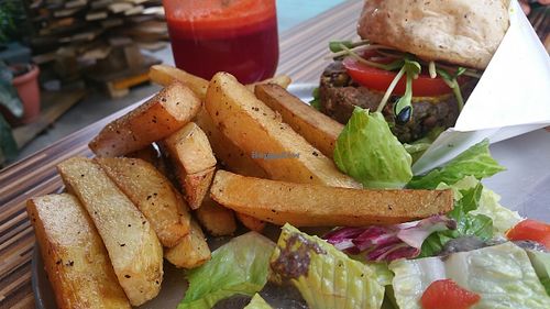 Burger and fries  at Miss Green - Dunhua in Taipei