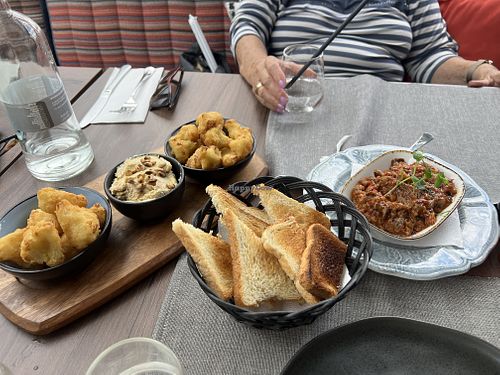 Humus and fried cauliflower   at Restaurant Imperfect in Județul Prahova