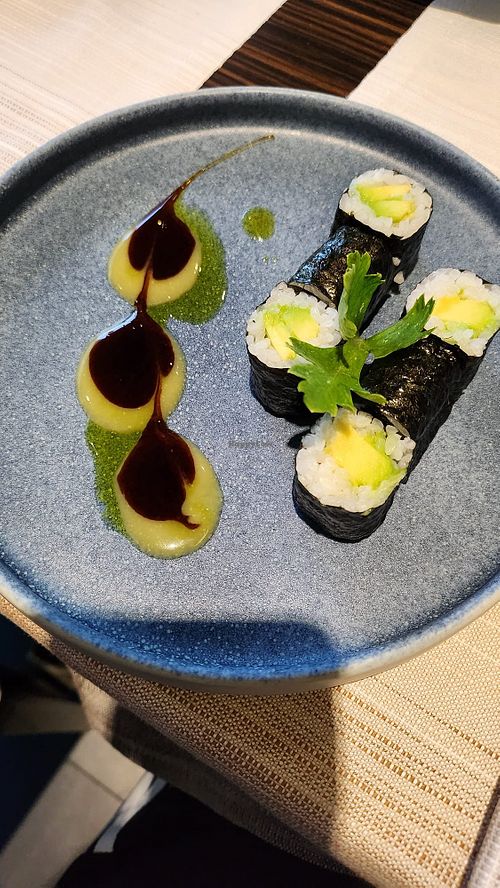Avocado maki at Toki in Emilia-romagna