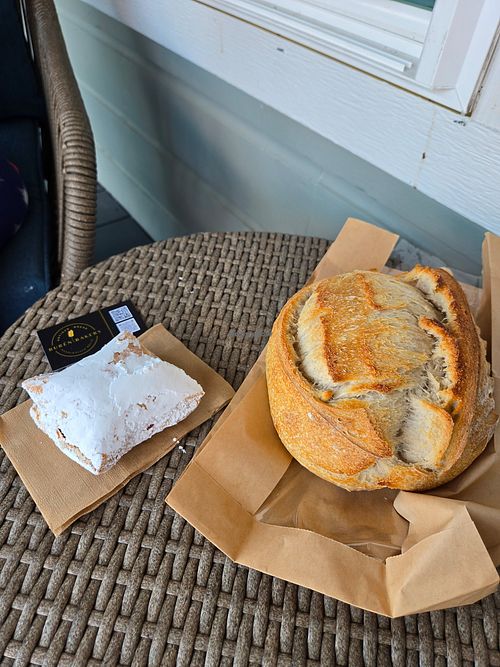  at Buren Bakery in Spring