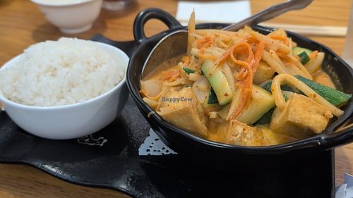 Red curry (tofu) at Kawa Sushi in Palm Coast