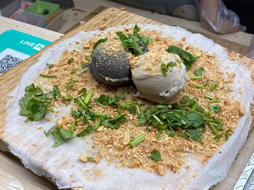 Black sesame & taro ice cream in peanut roll at Roll Village 捲捲村 in Taipei City