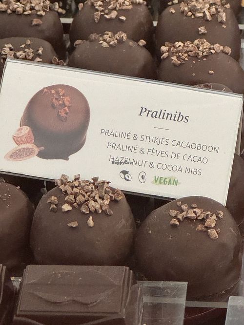 Praliné et fèves de cacao  at Valentino in Région Wallonne