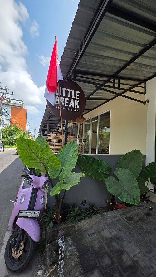 at Little break vegetarian in Canggu