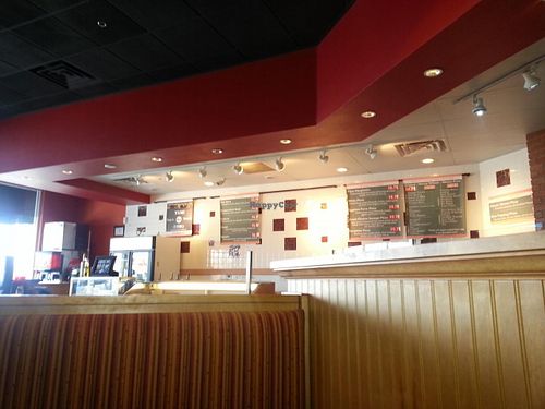 Order counter at Custom Built Pizza in Las Vegas