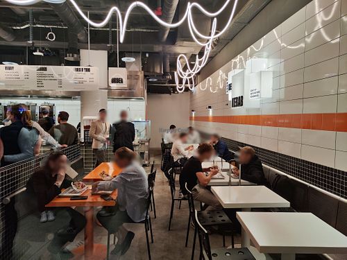 Seating at Mit&Ohne - HB Zürich in Zurich