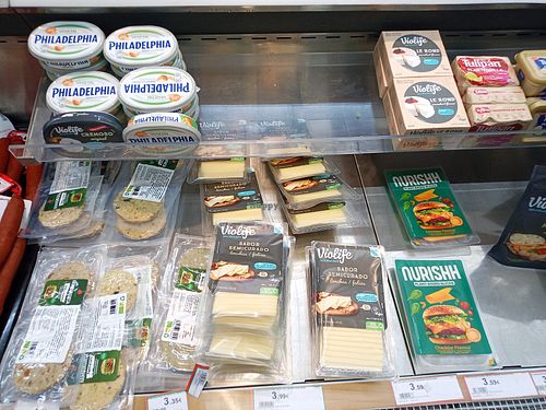 Vegan cheeses at Hiper Centro Campos in Illes Balears