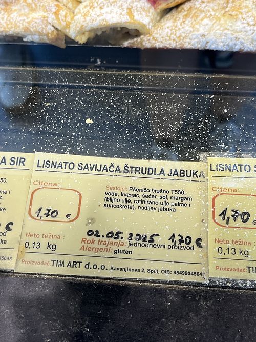Ingredienti dolce con mele  at Pekara Panis in Splitsko-dalmatinska županija
