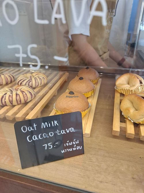 Bun with chocolate at Itsbreadtimebymeww Charoen Nakhon Soi 10 in Krung Thep Maha Nakhon