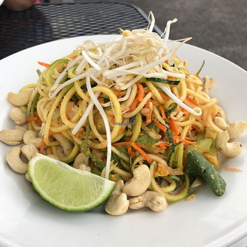 raw zucchini noodles at Under the Bodhi Tree in Pahoa
