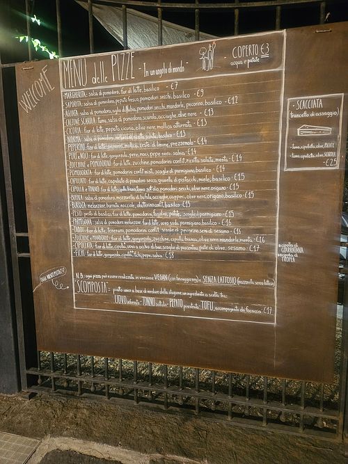 Menu at In un angolo di mondo in Sicilia