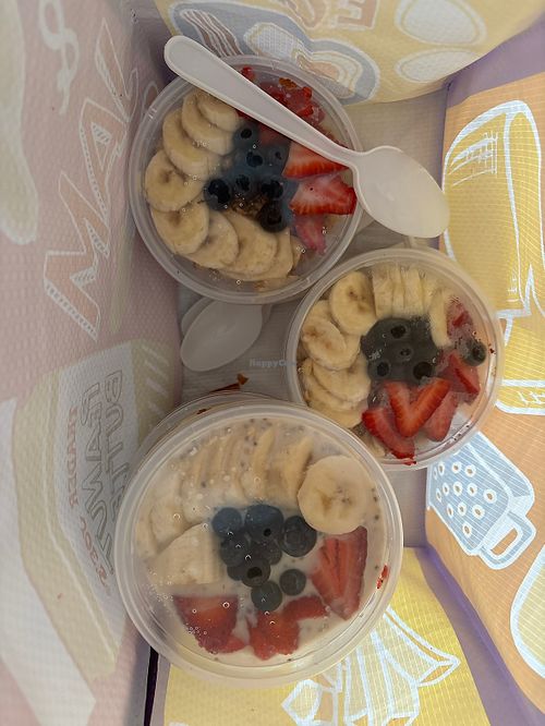 To go overnight oats and acai bowls.  at Fiddle Fig Cafe in San Francisco