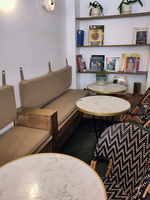 Eat-in space at Les Artizans Coffee and Flower in Paris