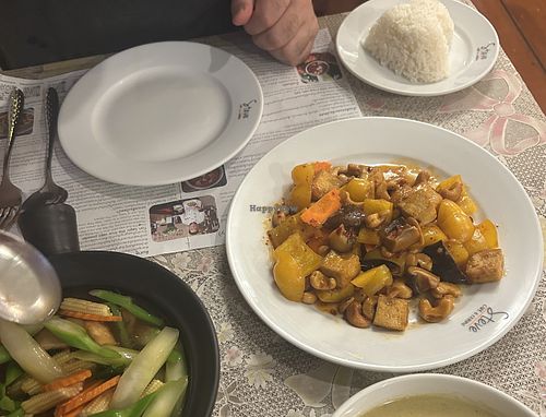 Stir fried cashew nuts, noodles with vegetables and steamed ricee  at Steve Cafe & Cuisine in Bangkok