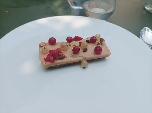 Dessert vegan adapté at Maison Patte Noire "1 lieu, 2 restaurants" in Pays De La Loire