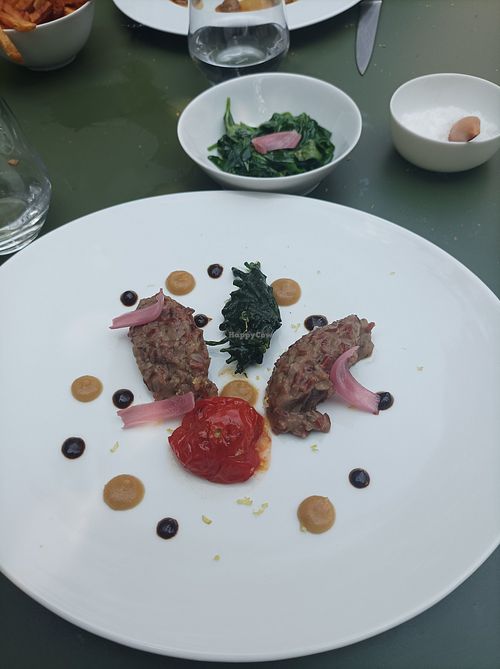 Plats vegan adapté at Maison Patte Noire "1 lieu, 2 restaurants" in Pays De La Loire