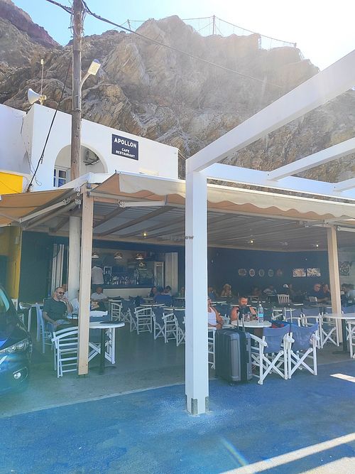 The restaurant at Apollon Café  in órmos Athiniós