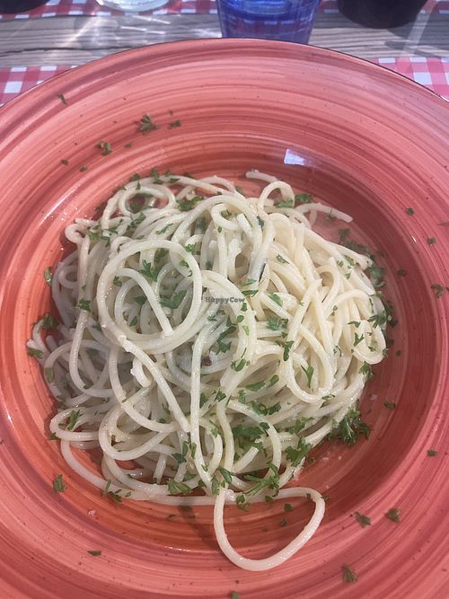 Aglio olio e peperoncino pasta  at pane e vino  in Vlaanderen