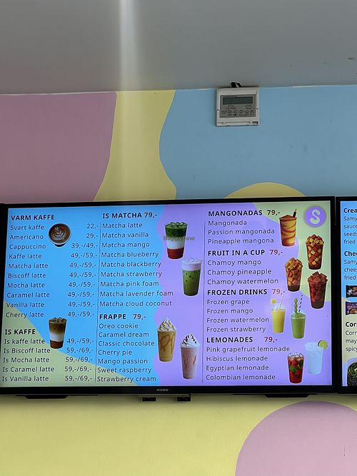 Soy and oat milk is available for drinks  at Sweetmint Grünerløkka in Oslo