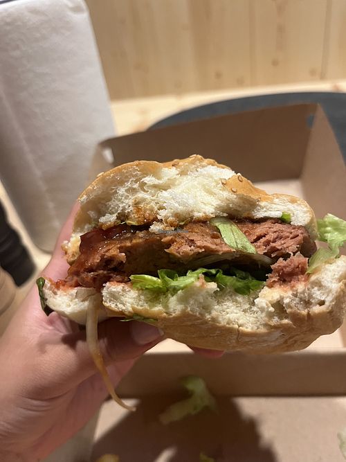 Burger   at Bar&Grill Popeye in Tolmin