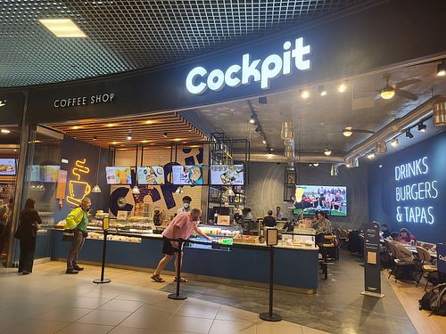  at cockpit drinks & tapas in Lisbon