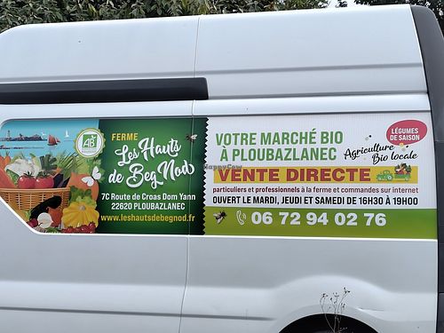 The farmer's van at Les Hauts de Beg Nod in Ploubazlanec