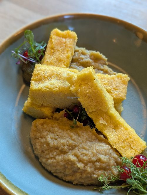 "grilled Polenta" on mashed white beans. at Kaiserbad in Sachsen