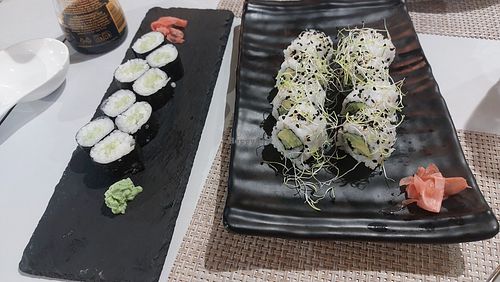Cucumber maki, california vegetal at Restaurante Senaki in Comunidad Valenciana