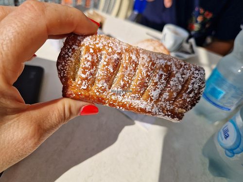 Brioches alle mele at La terrazza Cigolini in Liguria