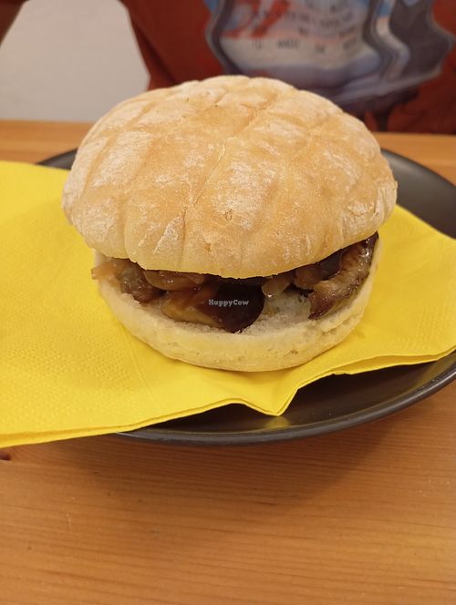  at Goblin Café in Toscana