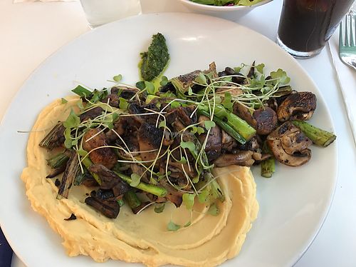 sautéed mushrooms with yellow split pea puree at Anastasia in Tel Aviv