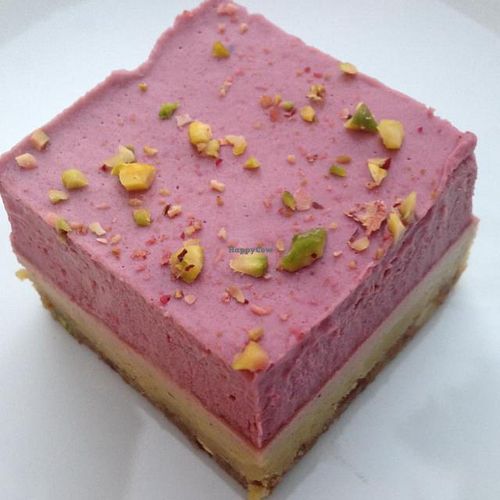 Raw Vegan Raspberry-Pistachio Mousse at Anastasia in Tel Aviv