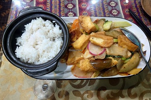 Tofu with veggies at Autumn Sapa Vegan and Vegetarian Restaurant in Lao Cai