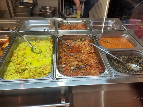 Side options at Anne‘s in Munich