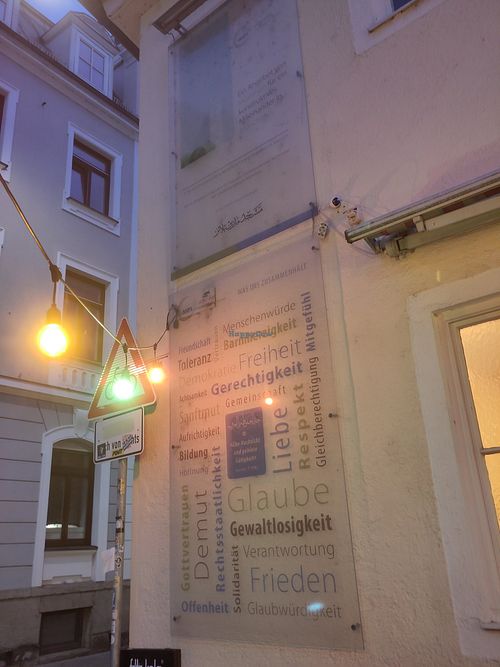 Hopeful messages at Anne‘s in Munich