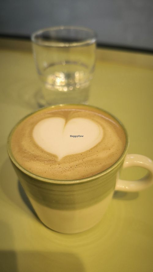 Capuchino with oat milk at Spring Coffee in Singapore