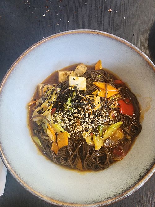 Yakisoba tofu at Baba San in Belgrade