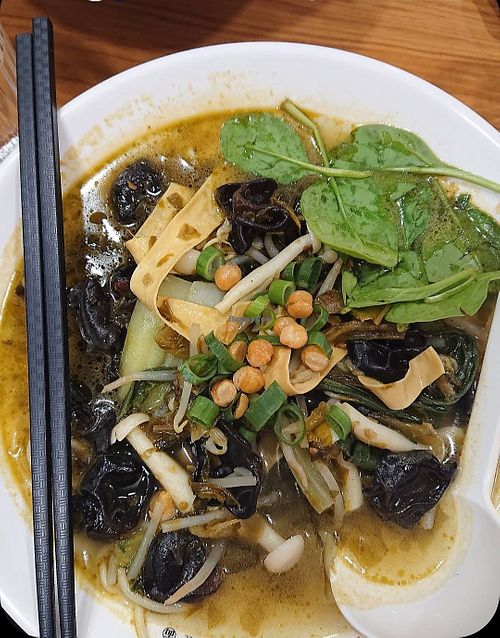  at 流口水火锅小面20区liukoushui hot pot nouilles in île-de-france