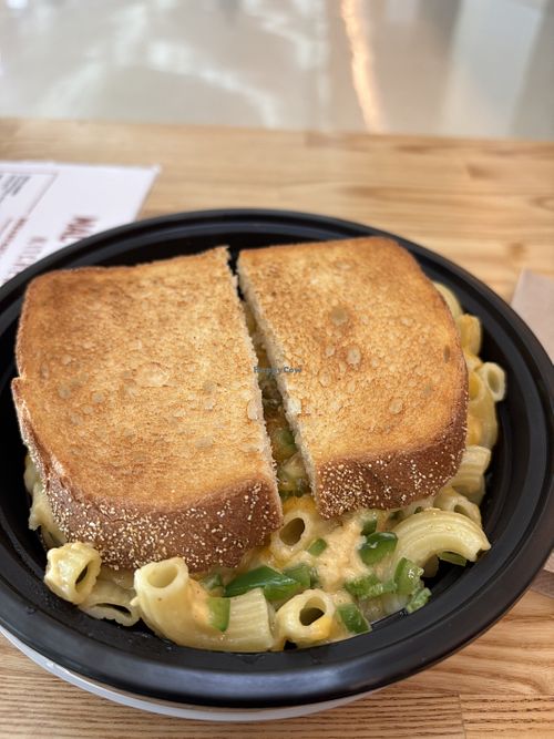 Vegan jalapeño Mac & cheese sandwichh  at SJC - Mac + Cheese Kitchen- TB in San Jose