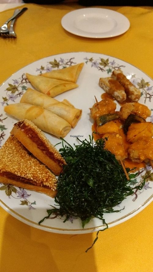 £9 sizzler  starter to share at Lotus Plant Based Kitchen in Manchester