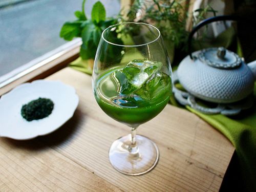 Our signature welcome matcha, freshly ground before your eyes. Experience authentic matcha in its purest form—an experience unique to our restaurant at PLANT KITCHEN TOKYO - プラントキッチン東京 in Tokyo