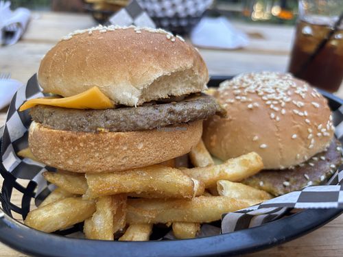 Burger   at Ooey Gooey’s in Hamilton