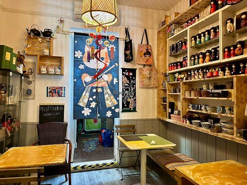 Indoor seating   at Chiaroscuro  in Prato