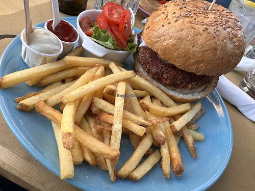 The beetroot burger with fries and vegan mayo/ketchupp  at Paninoteca Grazie Rosa in Toscana
