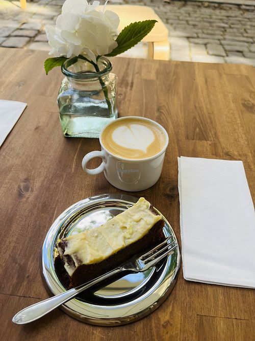 Cappuccino and gluten-free carrot cake  at Coffee by Shrt in Berlin
