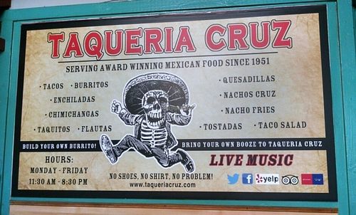 Front sign, hours at Taqueria Cruz in Kihei
