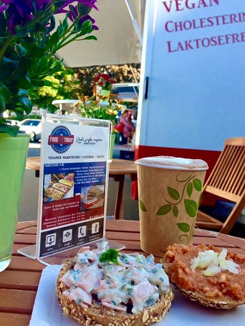 Breakfast at Food of Today - Food Cart in Kiel