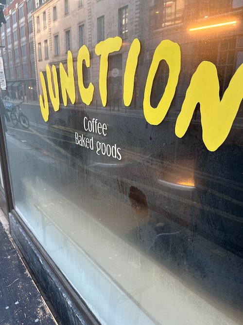  at Junction in île-de-france